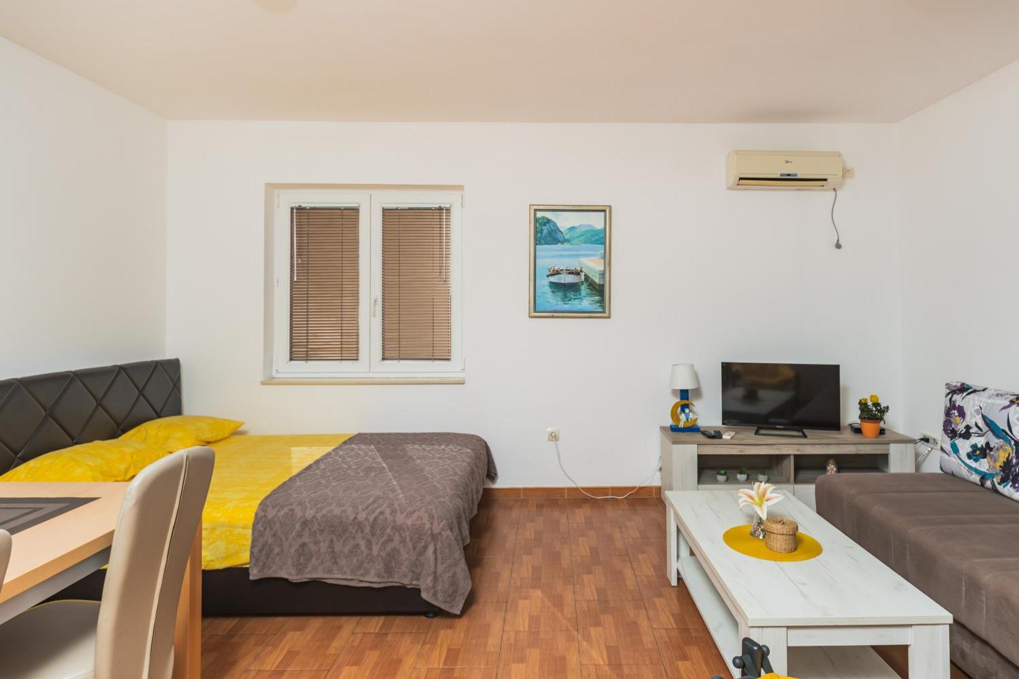 Apartments Franicevic Petrovac na moru Exterior foto
