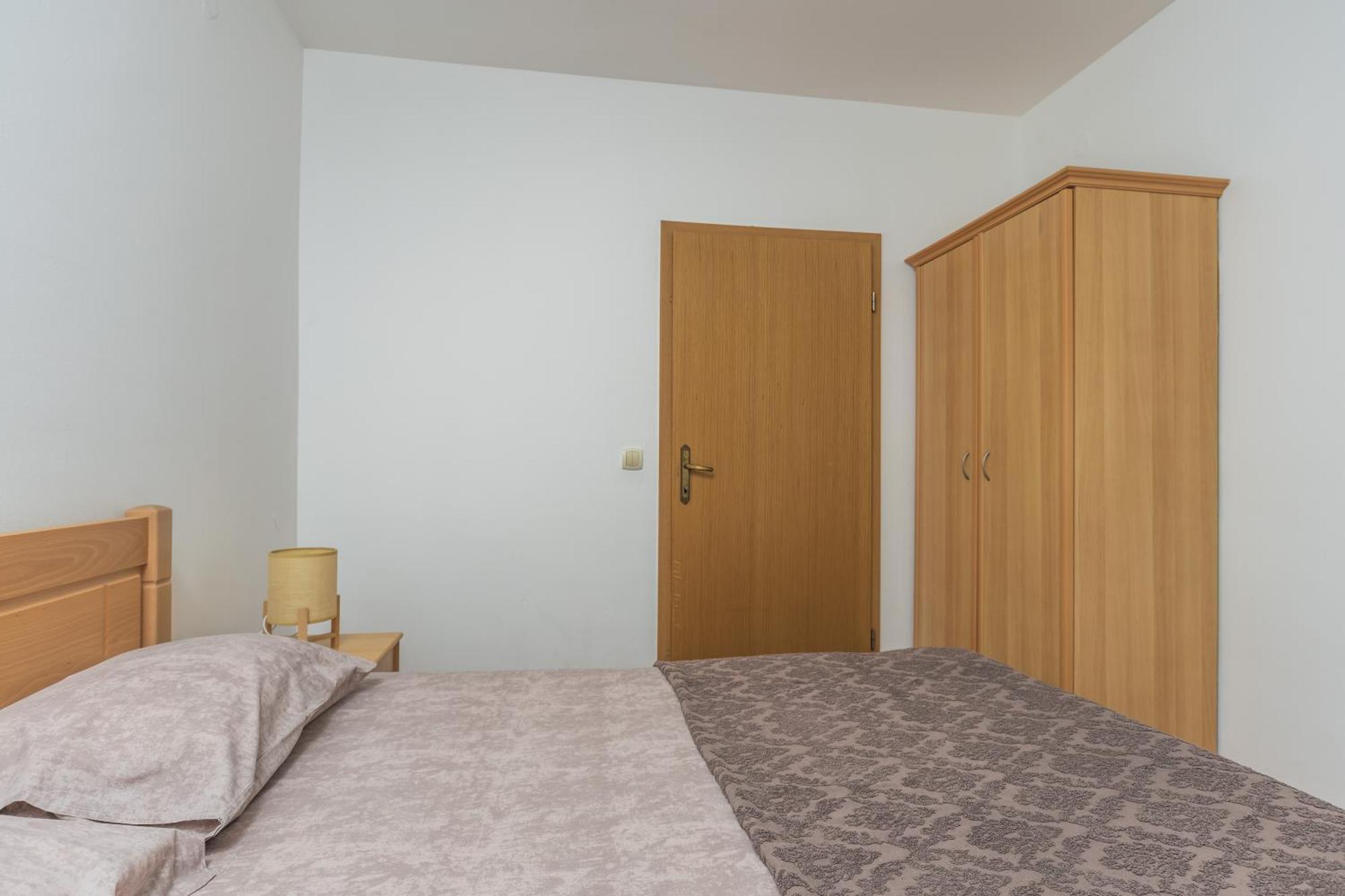 Apartments Franicevic Petrovac na moru Exterior foto